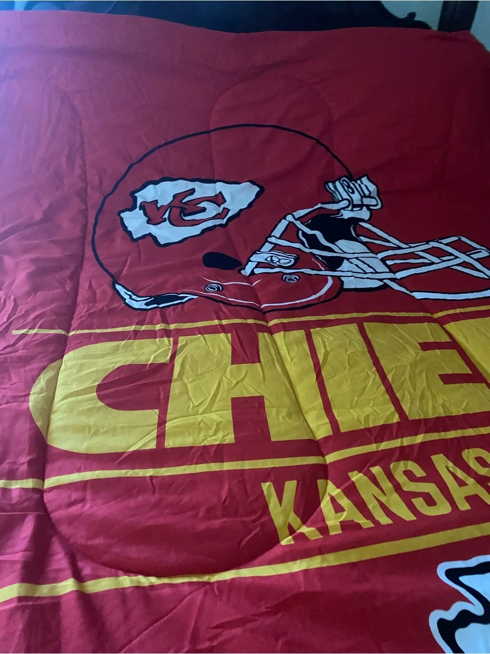 NFL Kansas City Chiefs Kingdom Arrowhead Team Logo Full Size Comforter Shams Set